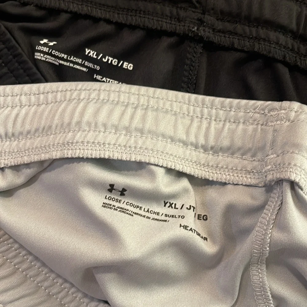 Boys Under Armour basketball bundle size XL - Picture 6 of 6